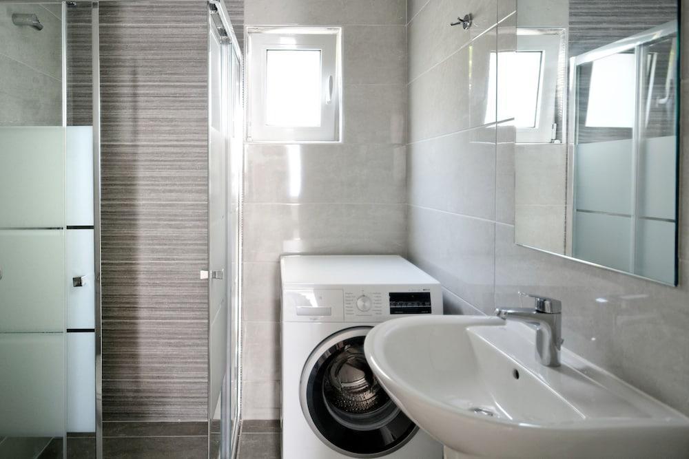 Poseidon Residence Атина Екстериор снимка